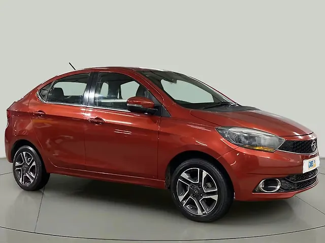 Used 2017 Tata Tigor in Delhi