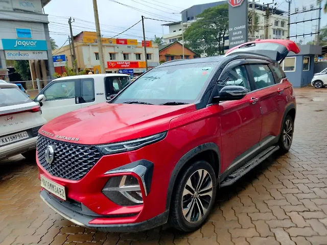 Used MG Hector Plus [2020-2023] Sharp 1.5 Petrol Turbo CVT 6-STR in Bangalore