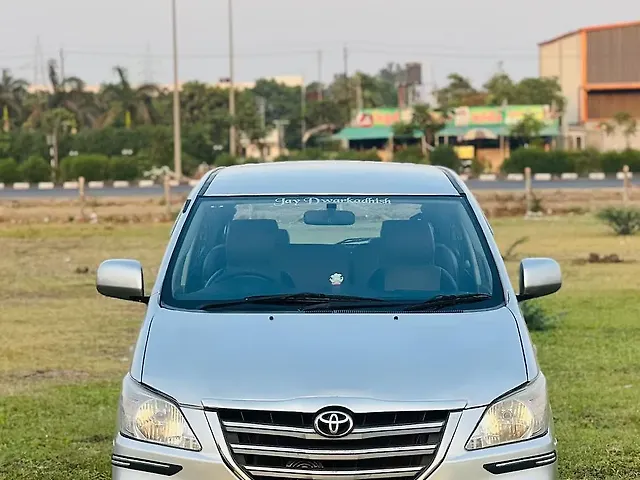 Used 2015 Toyota Innova in Surat