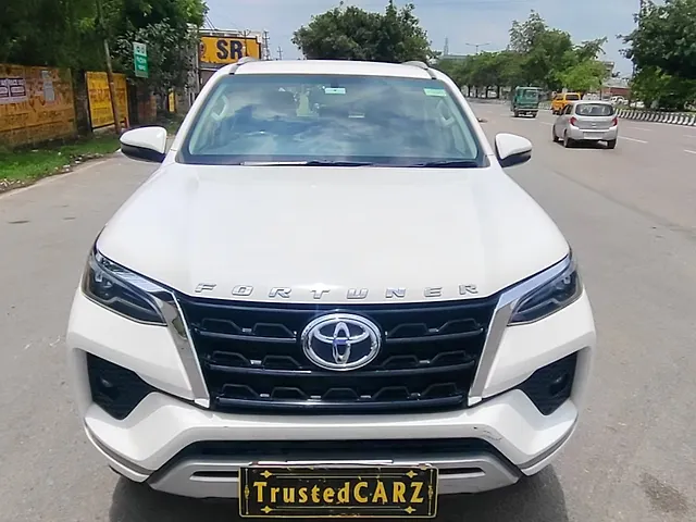 Used 2022 Toyota Fortuner in Lucknow