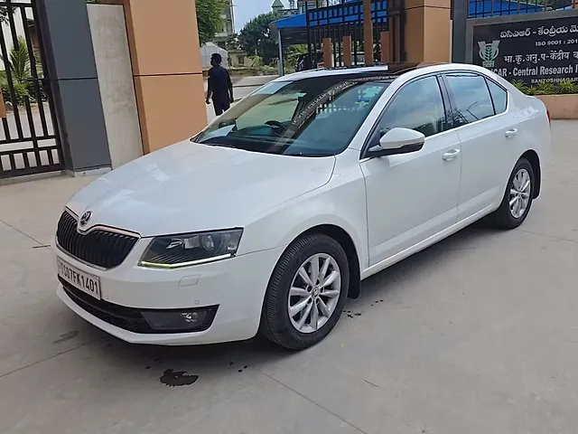Used 2016 Skoda Octavia in Hyderabad