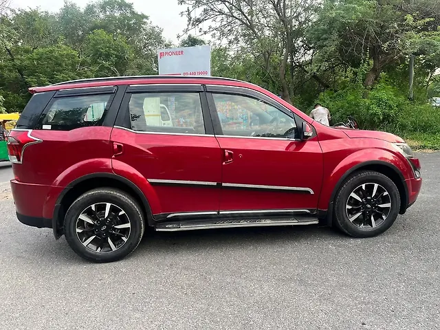 Used Mahindra XUV500 W11 AT in Delhi