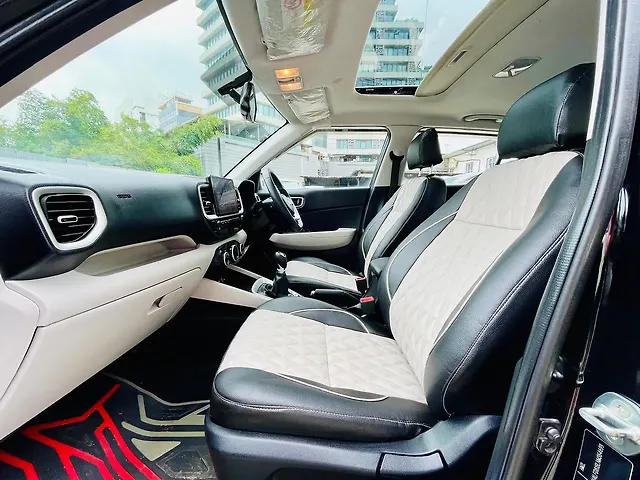 Used Hyundai Venue [2022-2023] SX 1.2 Petrol in Surat