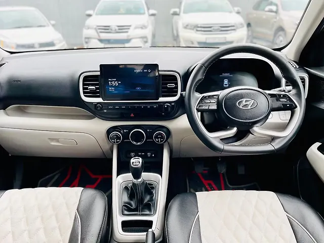 Used Hyundai Venue [2022-2023] SX 1.2 Petrol in Surat