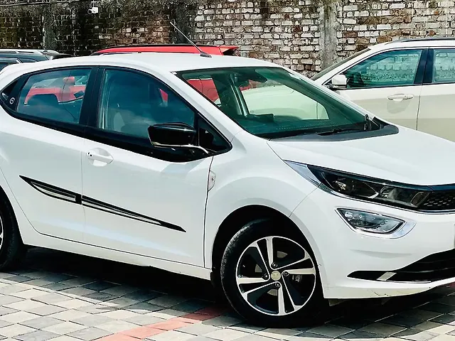 Used Tata Altroz [2020] [2020-2025] XZ iCNG in Surat