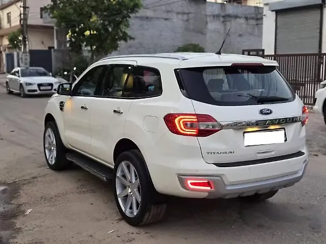 Used Ford Endeavour [2016-2019] Titanium 2.2 4x2 AT [2016-2018] in Chandigarh