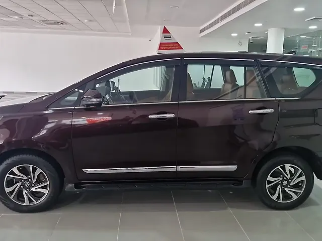Used Toyota Innova Crysta [2020-2023] GX 2.4 AT 7 STR in Chandigarh