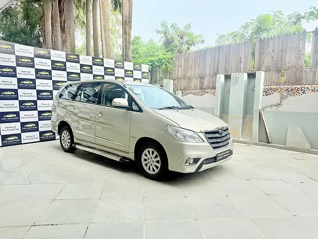 Used 2014 Toyota Innova in Pune