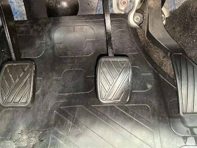Used Maruti Suzuki Swift [2011-2014] VXi in Hyderabad