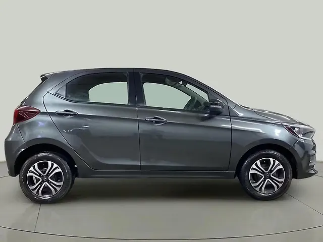 Used Tata Tiago XT CNG [2022-2023] in Delhi