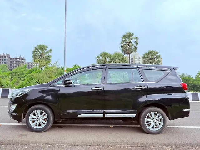 Used Toyota Innova Crysta [2016-2020] 2.4 VX 7 STR [2016-2020] in Mumbai