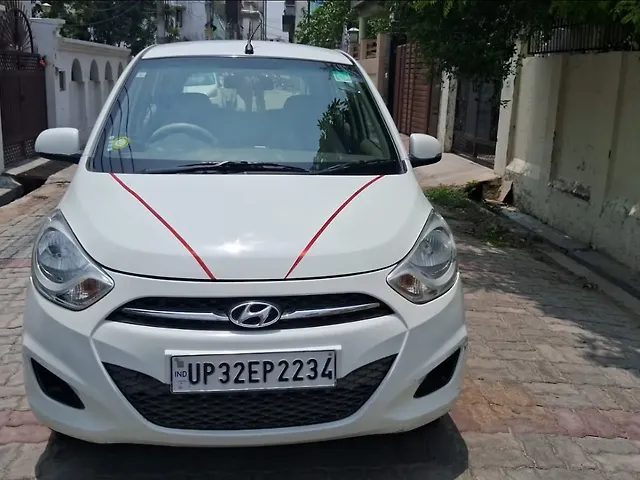 Used 2013 Hyundai i10 in Lucknow