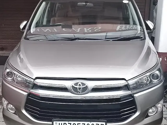 Used 2017 Toyota Innova Crysta in Kanpur