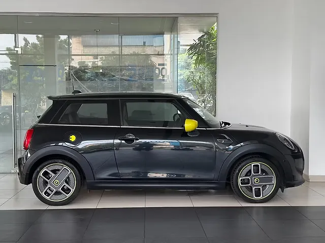 Used 2023 MINI Cooper SE in Chennai