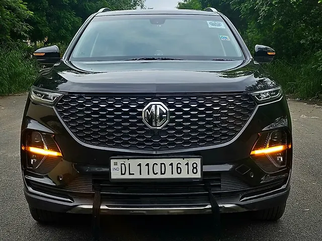 Used 2022 MG Hector Plus in Delhi