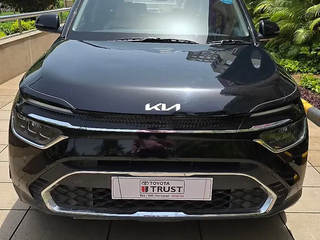Used 2022 Kia Carens in Gurgaon