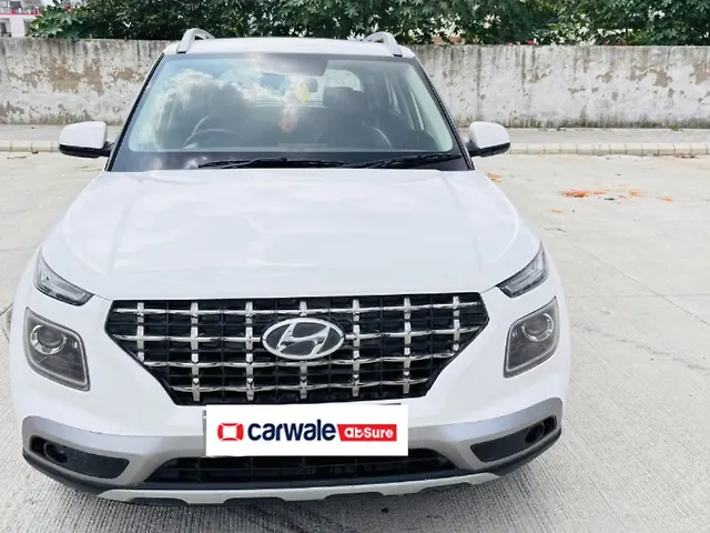 Used 2019 Hyundai Venue in Lucknow