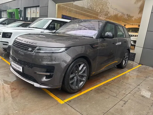 Used 2023 Land Rover Range Rover Sport in Delhi
