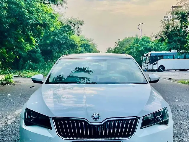 Used 2017 Skoda Superb in Delhi