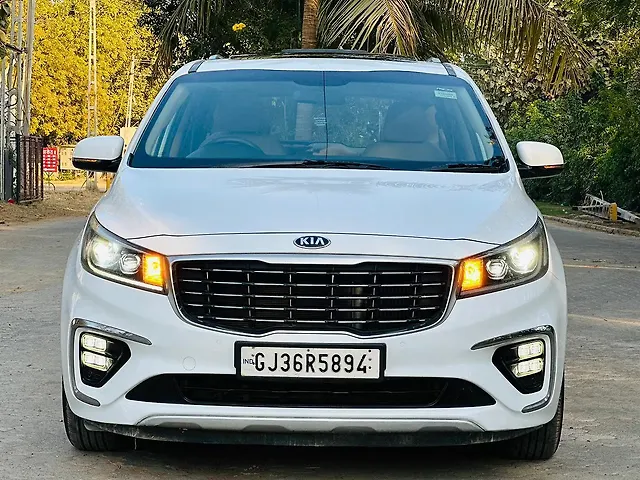 Used 2020 Kia Carnival in Ahmedabad
