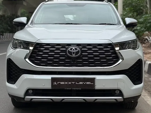Used 2024 Toyota Innova Hyrcross in Delhi