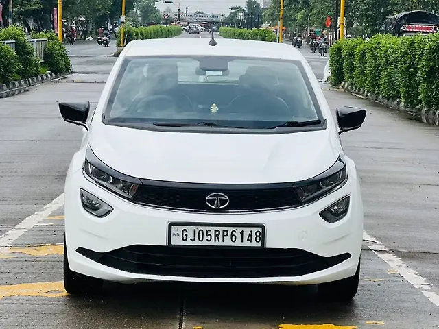 Used 2022 Tata Altroz in Surat