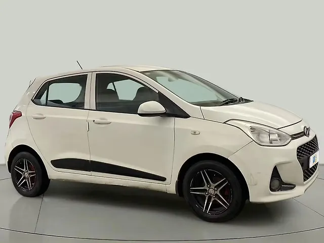 Used 2018 Hyundai Grand i10 in Delhi