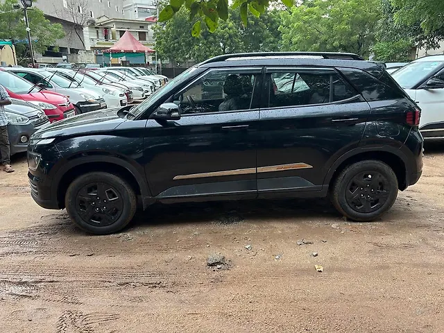 Used Hyundai Venue [2022-2023] SX 1.2 Petrol in Hyderabad