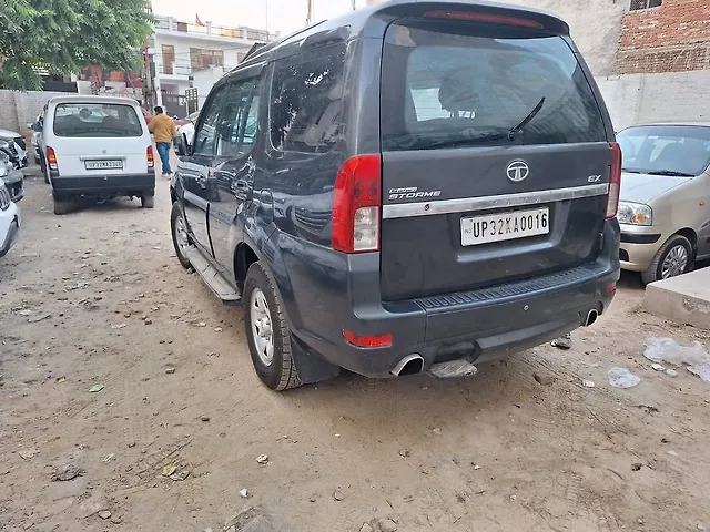 Used 2018 Tata Safari in Lucknow