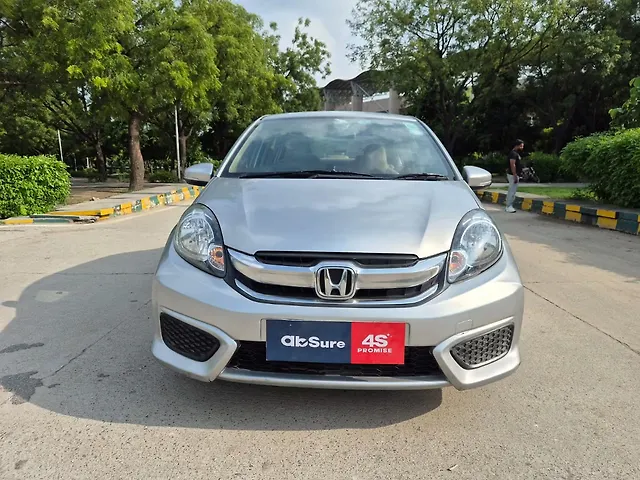 Used 2017 Honda Amaze in Noida