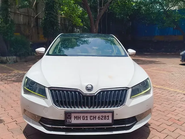 Used 2016 Skoda Superb in Mumbai