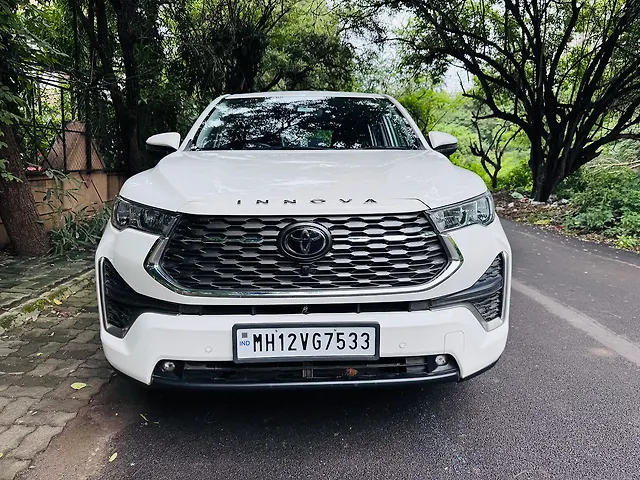 Used 2023 Toyota Innova Hycross in Pune