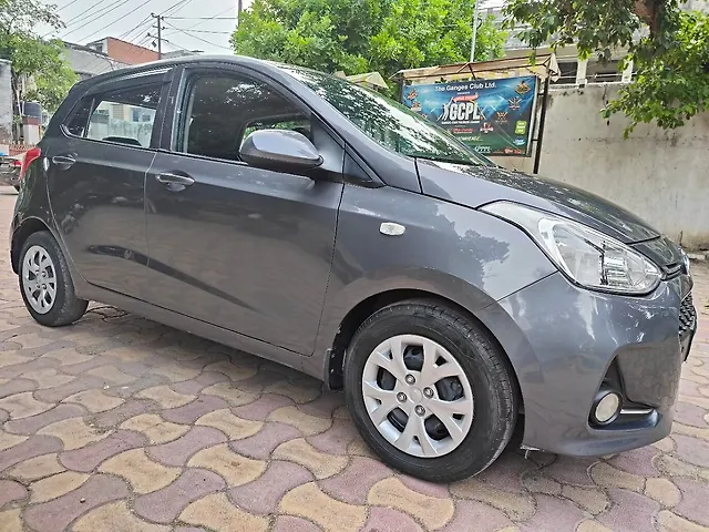 Used 2017 Hyundai Grand i10 in Kanpur