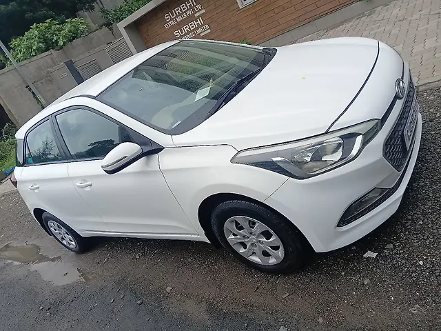 Used 2017 Hyundai Elite i20 in Surat