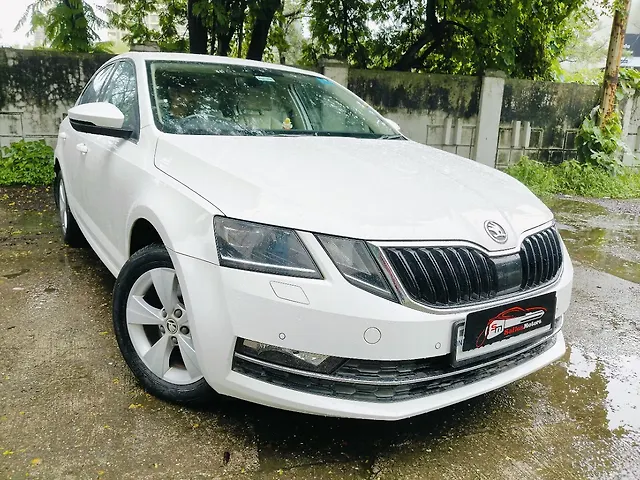 Used 2018 Skoda Octavia in Mumbai