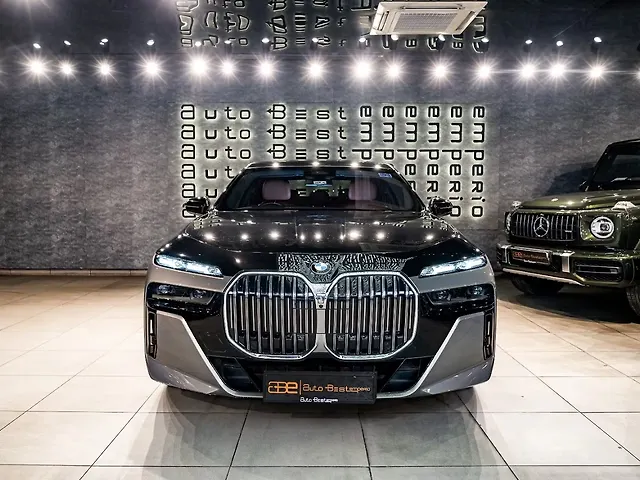 Used 2023 BMW 7-Series in Delhi