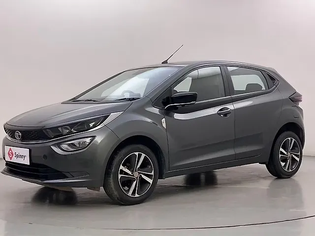 Used 2023 Tata Altroz in Bangalore