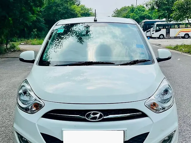 Used 2011 Hyundai i10 in Delhi