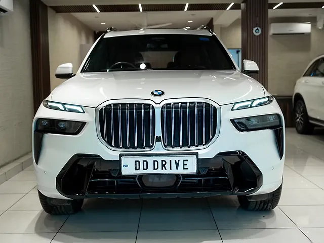 Used 2023 BMW X7 in Delhi