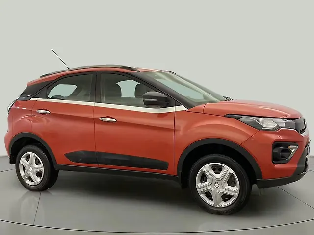 Used 2020 Tata Nexon in Delhi