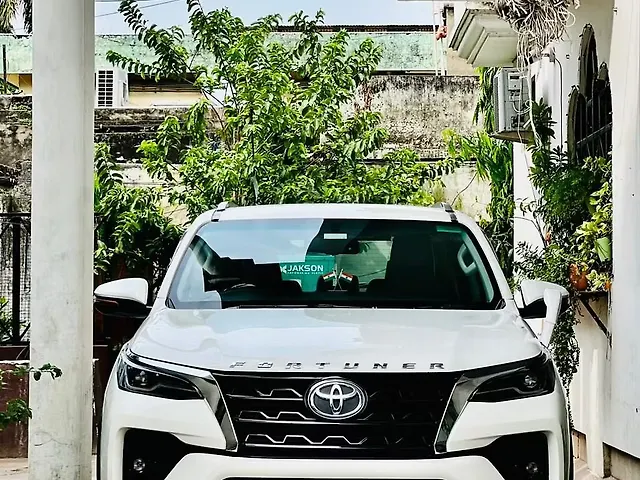 Used 2022 Toyota Fortuner in Lucknow
