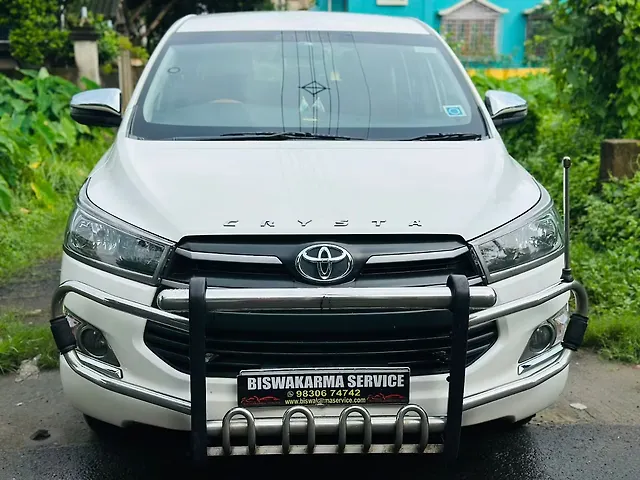 Used 2019 Toyota Innova Crysta in Kolkata