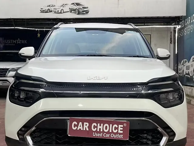 Used 2022 Kia Carens in Jaipur
