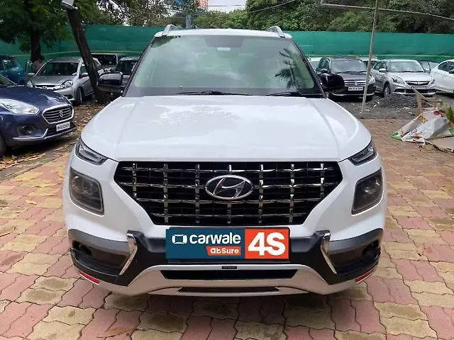 Used 2021 Hyundai Venue in Mumbai