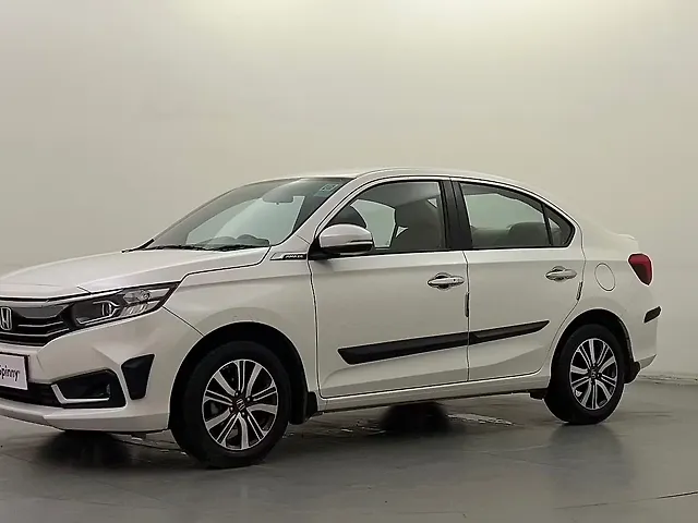 Used 2024 Honda Amaze in Delhi