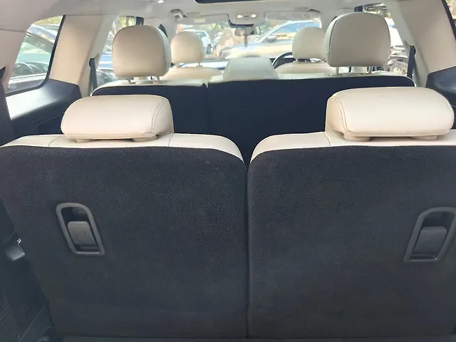 Used 2022 Mahindra XUV700 in Delhi