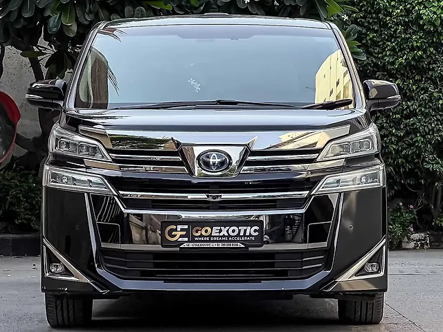Used 2023 Toyota Vellfire in Mumbai