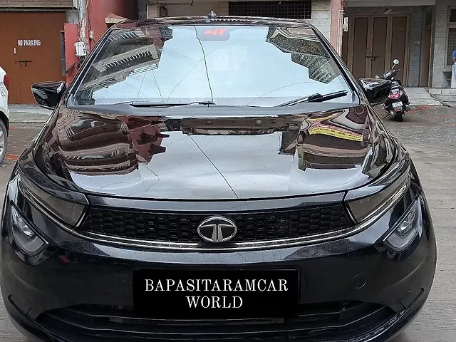 Used 2023 Tata Altroz in Surat