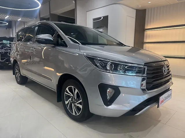 Used 2021 Toyota Innova Crysta in Mumbai