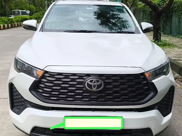 Used 2023 Toyota Innova Hycross in Mumbai